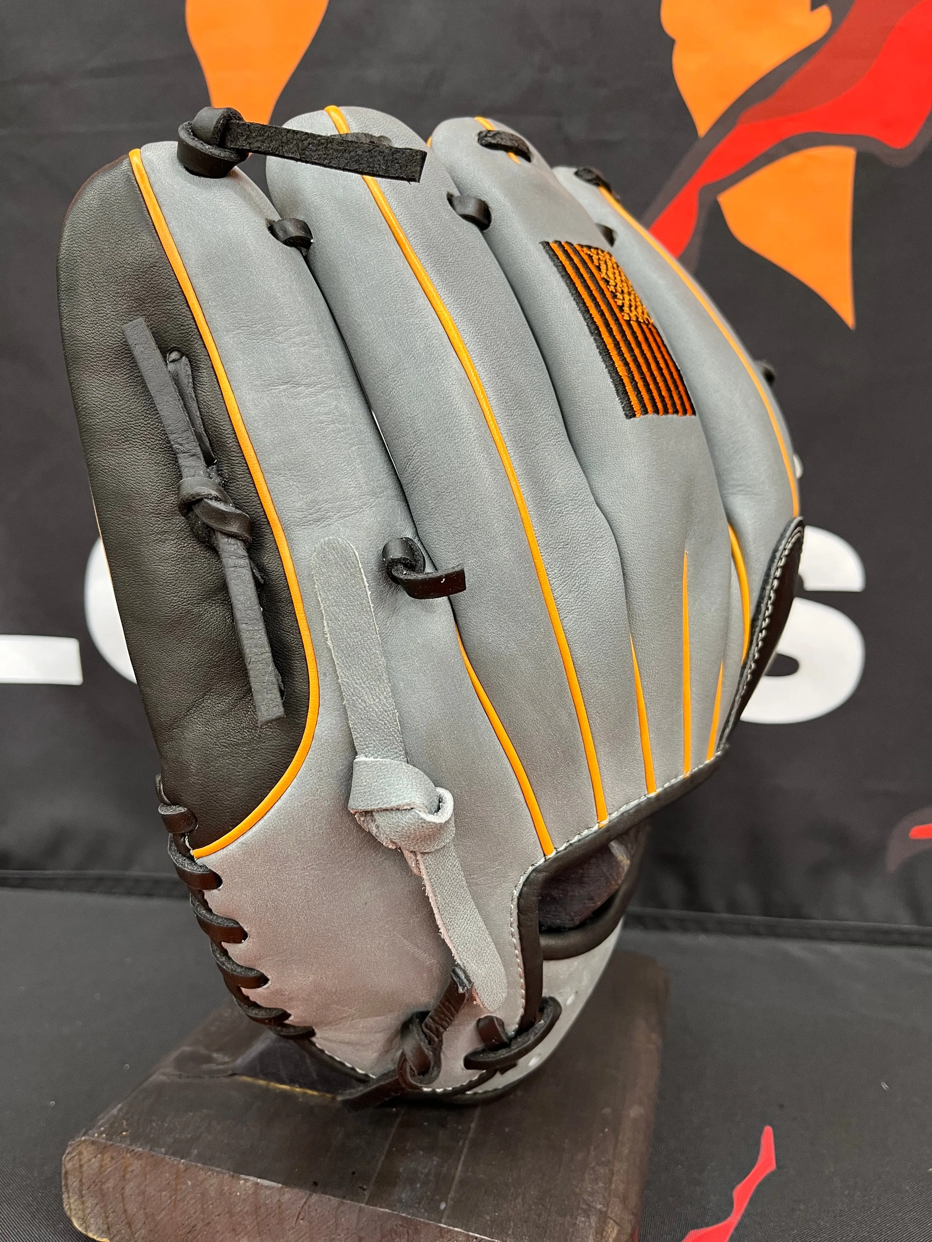 TRADITION SERIES GRAY, ORANGE AND BLACK I-WEB